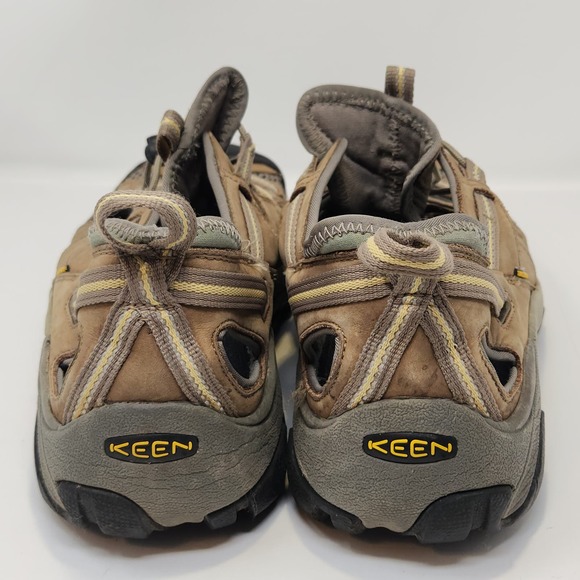 Sandals_&_Flip_Flops